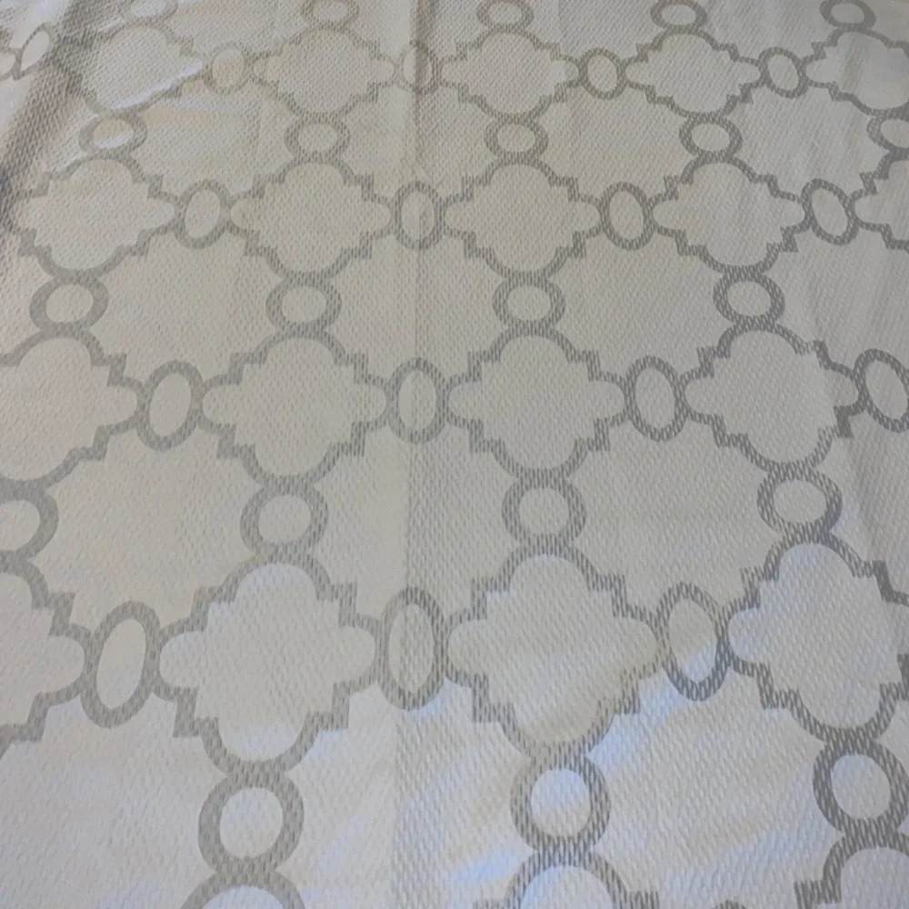 Lot of 2 matching 4x8 lined curtain panels